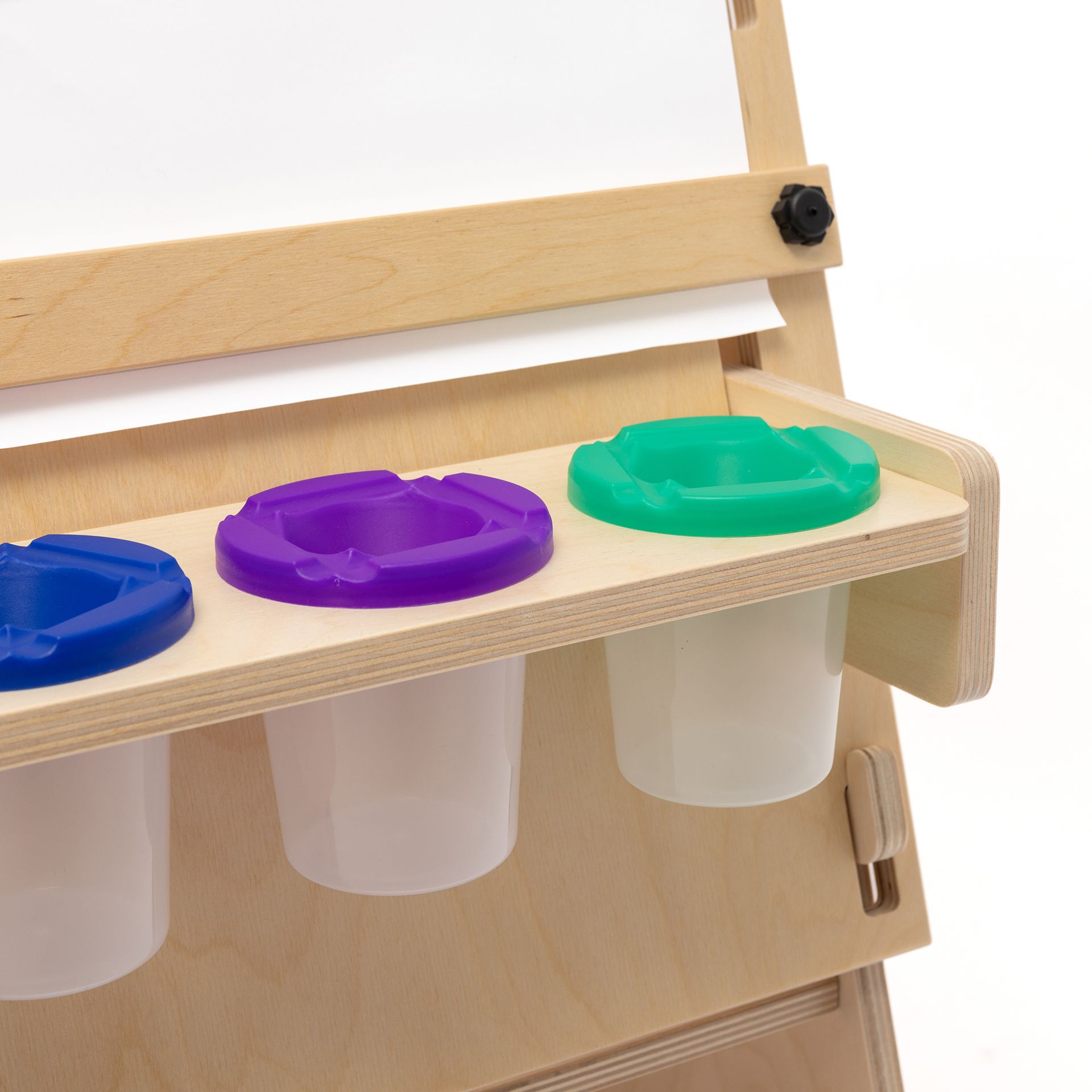 Staffelei aus Holz, auf Rädern