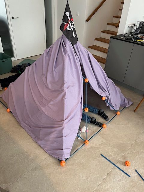 Bude bauen für große und kleine Kids