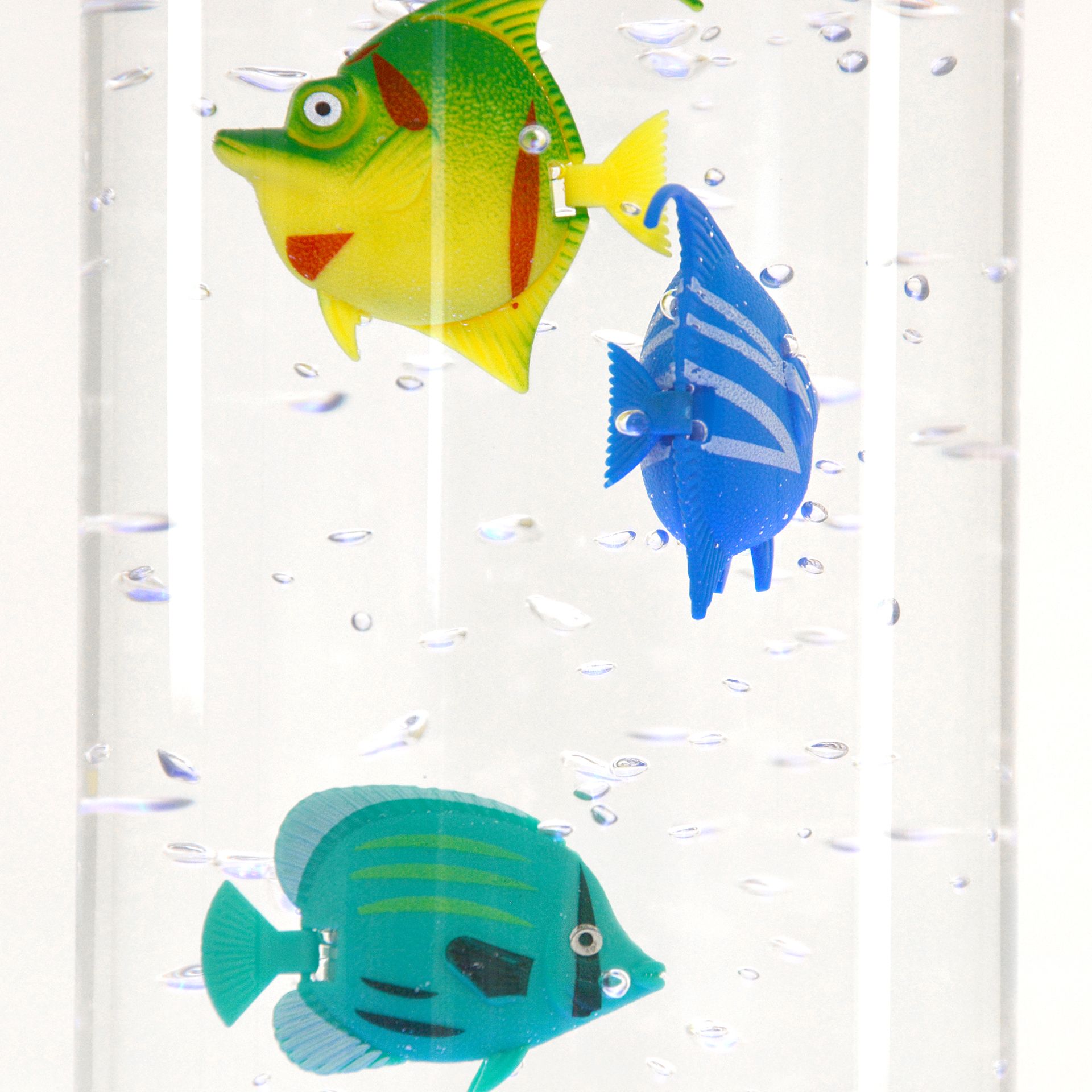 Wassersäule mit Holzsockel