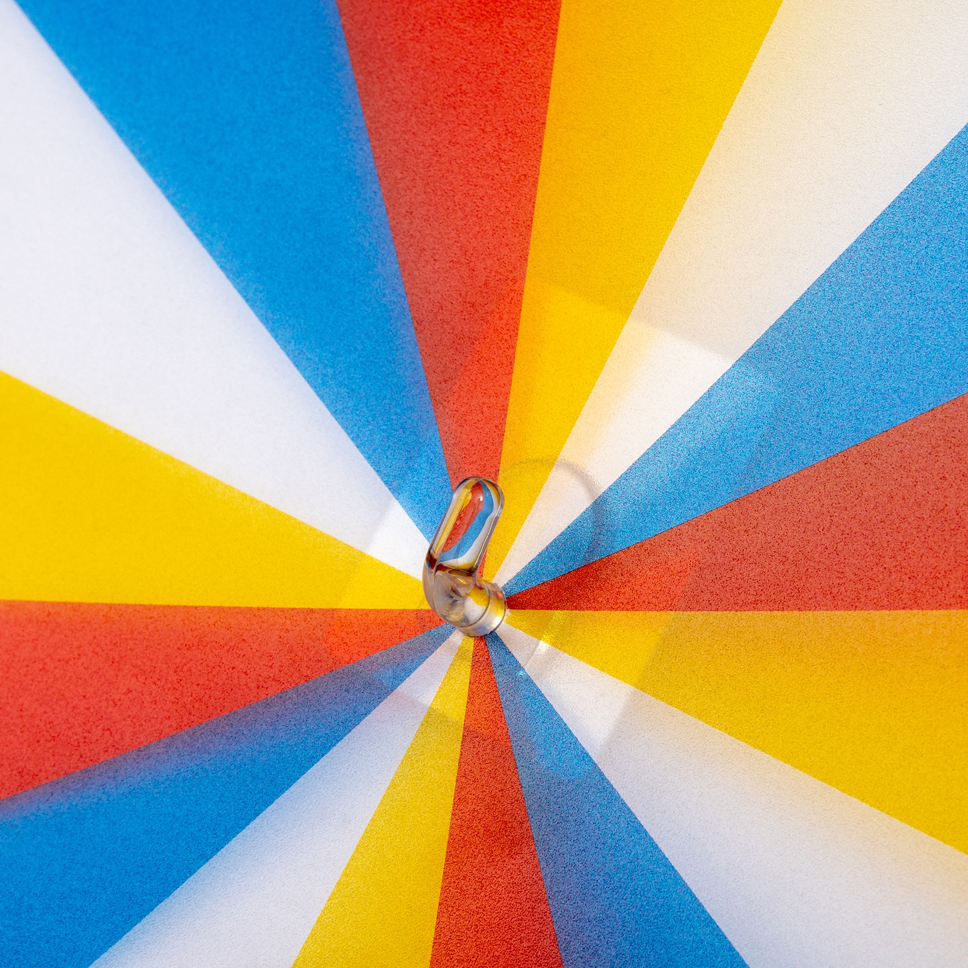 Fensterkreis Farbstrahlen